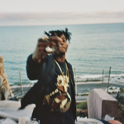 komfrotable:In the end you gon be alone. 