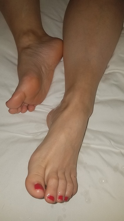 Those pretty sleeping feet were just looking too good to resist when i came to bed.please comment