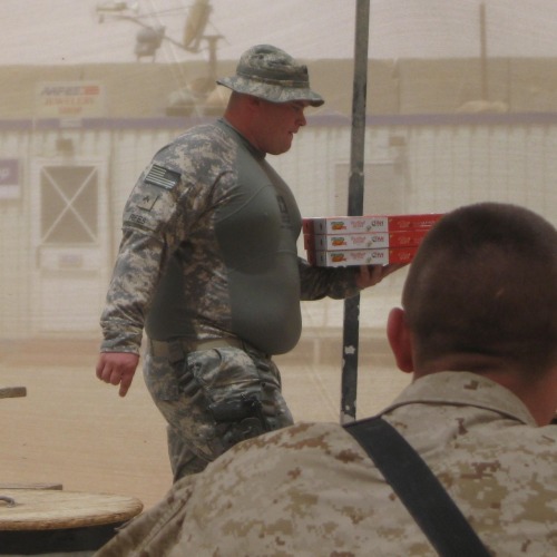 fattdudess:Too fat to fight? Here’s a collection of military men packing on the pounds….