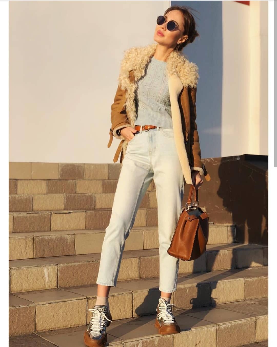 Via**https://www.instagram.com/street_style_paris/