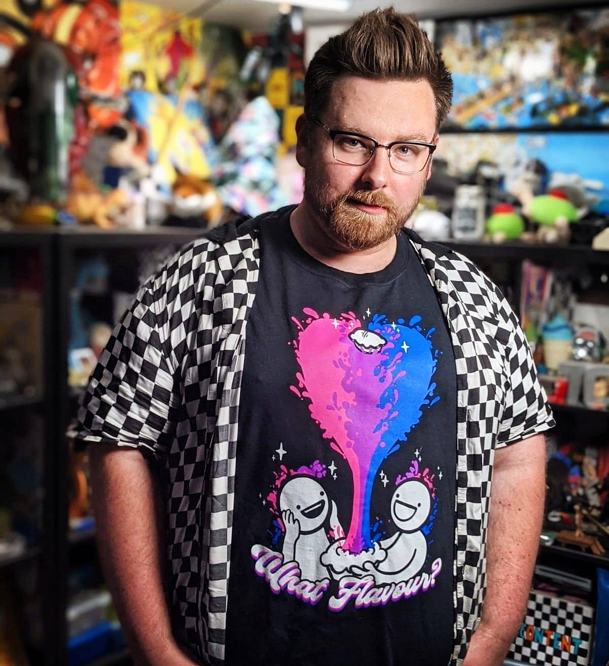 thetomska:thetomska:flame-cat:im bout to trigger yalls fight or flight reflexes“i baked you a pie”“oh boy! what flavor?”Bi flavour!Ha ha.Hey fellow teens, it is unfortunately I, TomSka.I’m selling this shirt to raise money for AKT, a charity