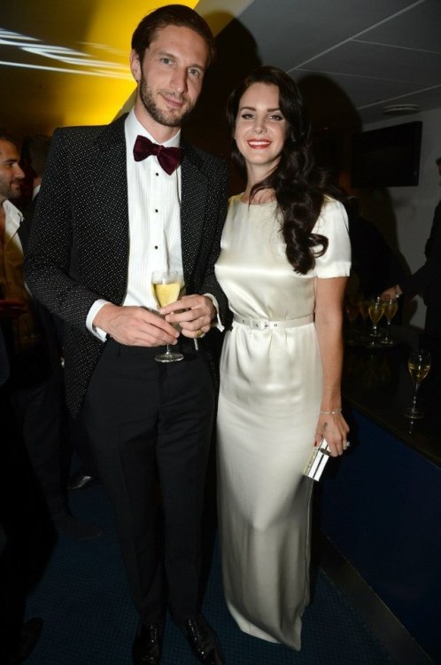pinupgalore-lanadelrey:  Lana Del Rey - GQ Magazine’s Woman of The Year 2012