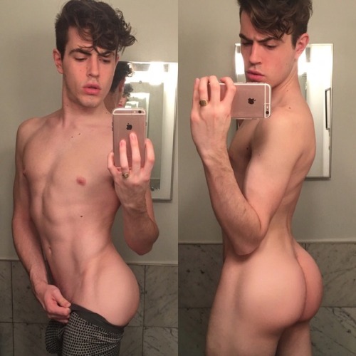 itswalkerbitch:  Subscribe to my Only Fans page to see all of my uncensored and eXXXclusive material! Videos too. onlyfans.com/immichaelwalker