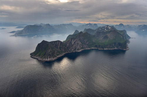 expressions-of-nature:  Claws of the Dragon / Senja, Norway by: Andrew 