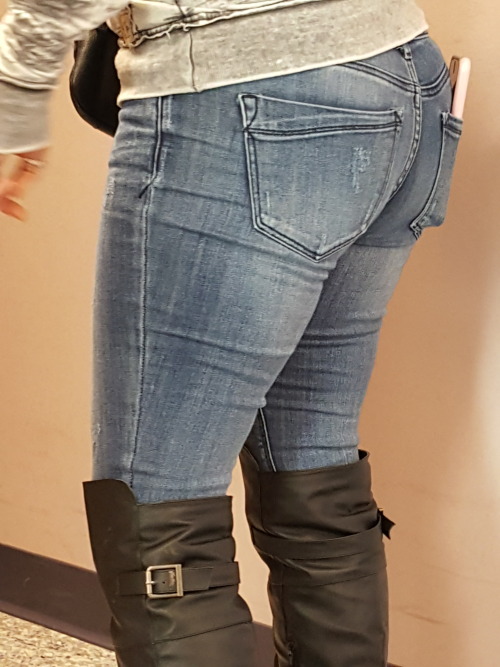 rloweryiii: bottomless-pitt:Nice fat ass in tight jeans with fuck me boots. #creepin super nice ass