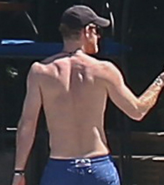 vjbrendan:    Prince Harry on the Beach in Jamaica!  http://www.vjbrendan.com/2017/03/prince-harry-on-beach-in-jamaica.html