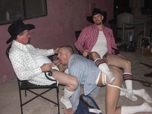 sniffingsocks:  RANK COWBOY’S SOCKS AND HORNY COWBOYS! FUCK YEAH!!
