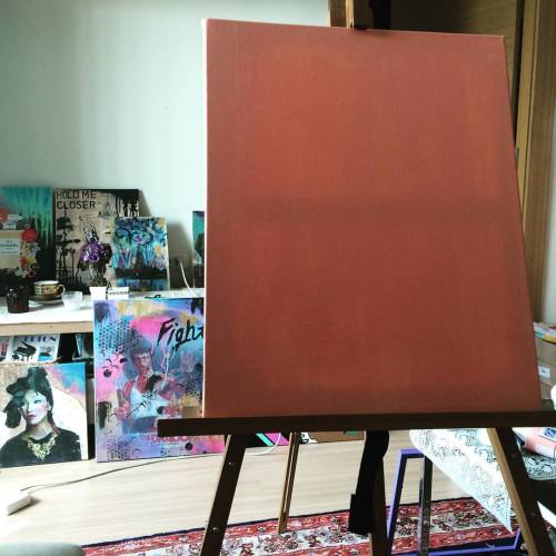 Excited to start a new #wip piece on my brand new easel! @collage_calamity #artgallery #art_worldly 