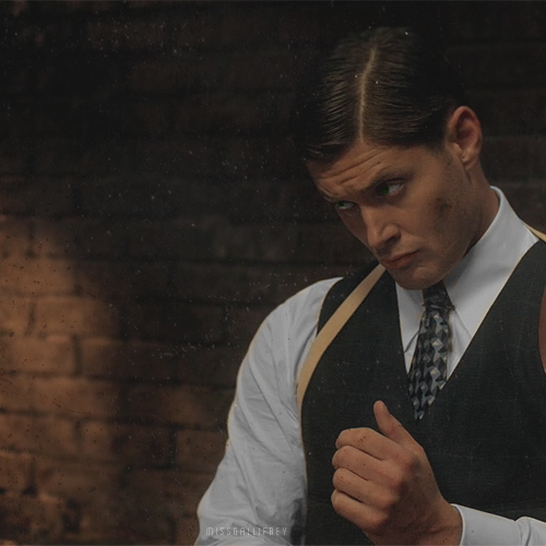 silibrumportes:ofthehefin:Dean’s Time after Time outfit appreciation post.YES HELLO I’LL TAKE TWO