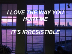 drowsy-dreaming:  irresistible // fall out boy 