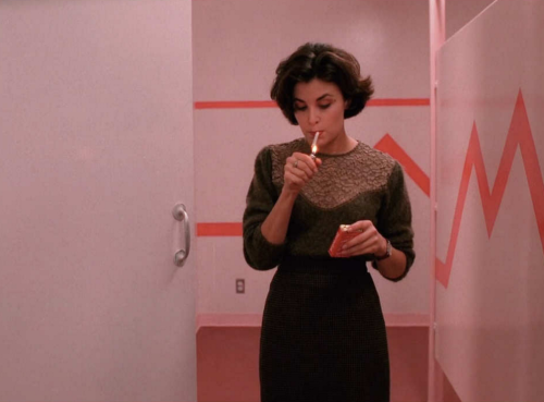 fashion-and-film:Remember when New York magazine ranked every sweater in Twin Peaks