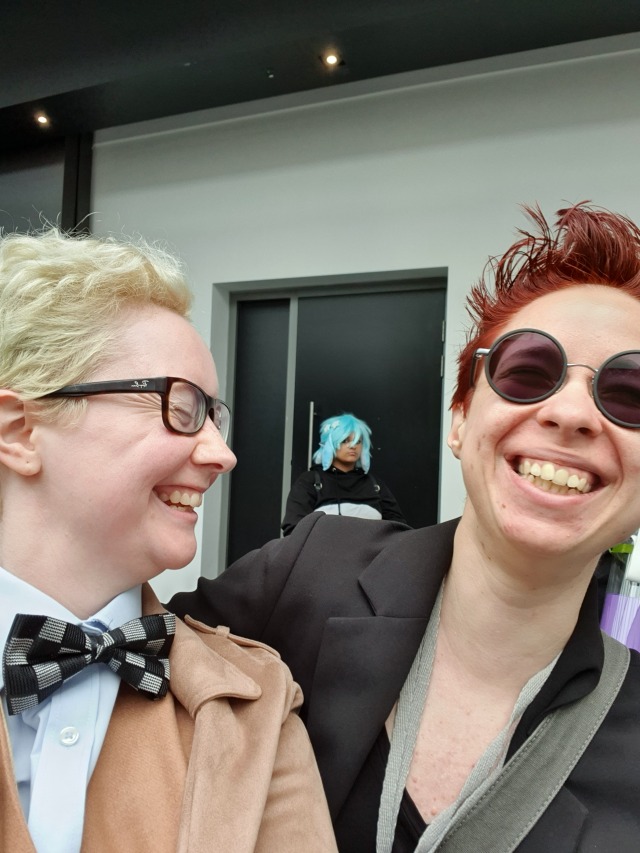 had a super fun time at the Megacon in Manchster today! thanks to @littlecello for being the perfect Crowley to my Aziraphale