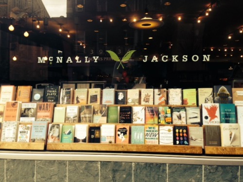 theheroinenextdoor:Prince Street, NYI really love this bookstore!