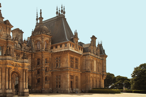 Waddesdon Manor (by dorrisd)