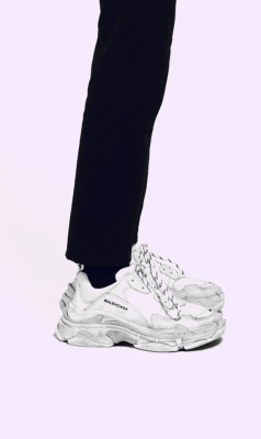 geraldtcollins:  Balenciaga Triple S