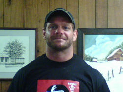 memewhore:  The last known photo of Chris Benoit, taken on a cell phone by a fan at Dr. Phil Astin’s office on June 22nd, 2007. It was later determined that his wife was already dead by the time this photo was taken. 