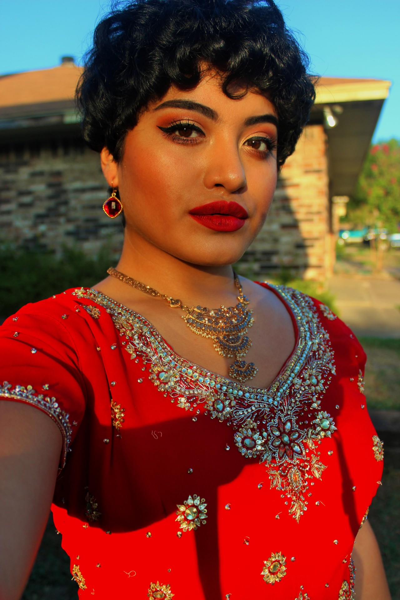 latinahoops:  2015 in selfies tagged by @tiedcherrystemim tagging @lilmazapan @mexicanthighs