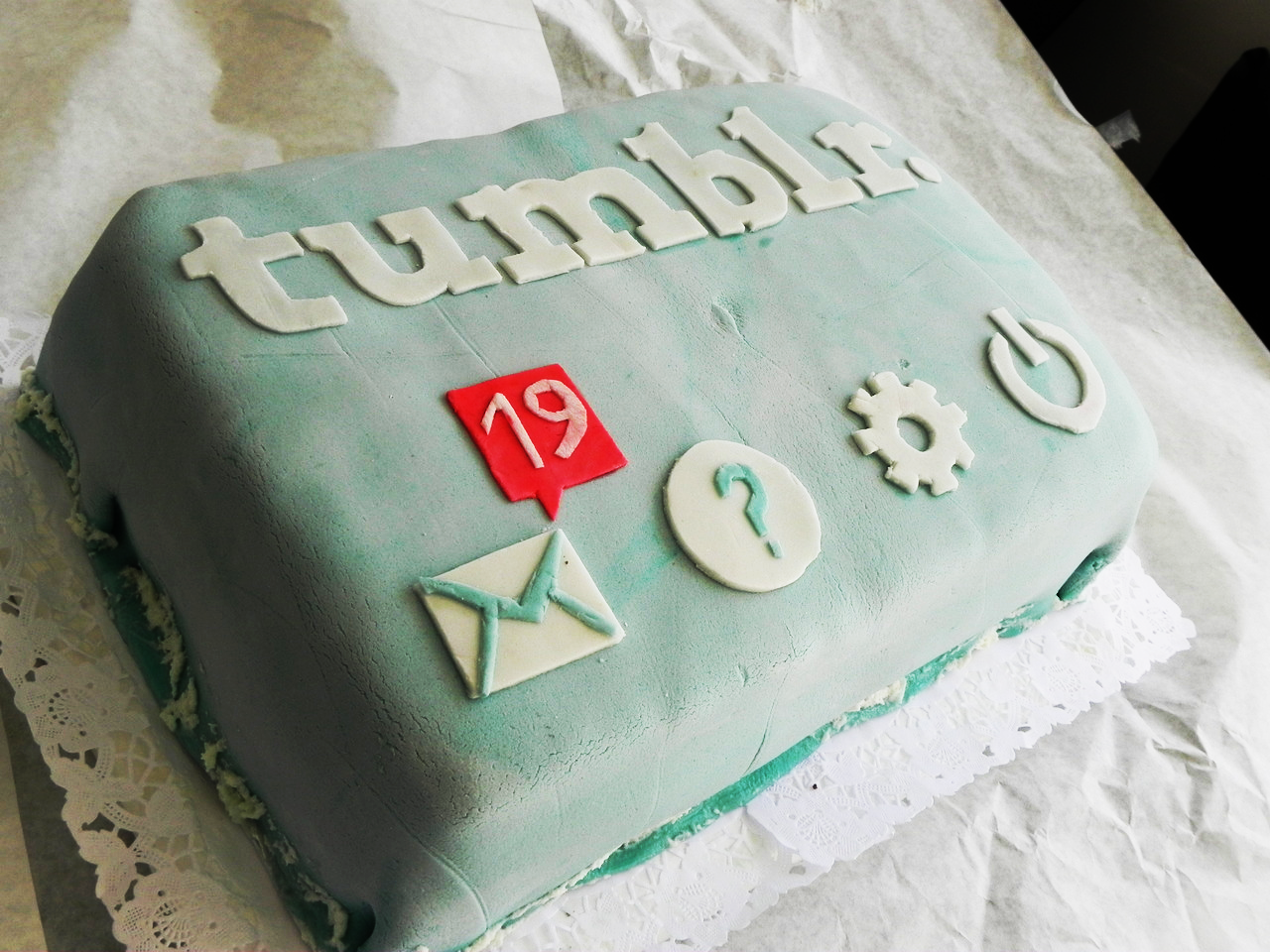 unsolnosilumina:  my 19th birthday cake 
