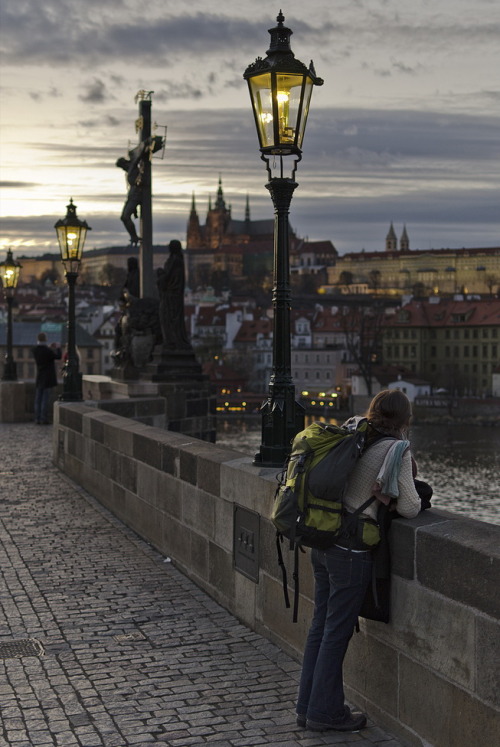 Lonely tourist in Prague, Czech Republic (by J_CubiC_Z).