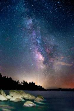 cocks-comics-and-more:  just–space:  Starry Lake Tahoe, California.  js