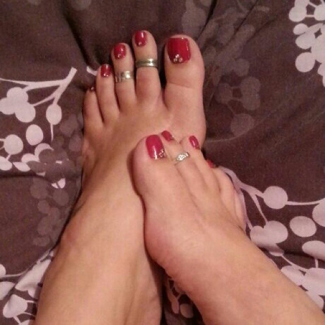 pedicuredsexxxy:  ♛