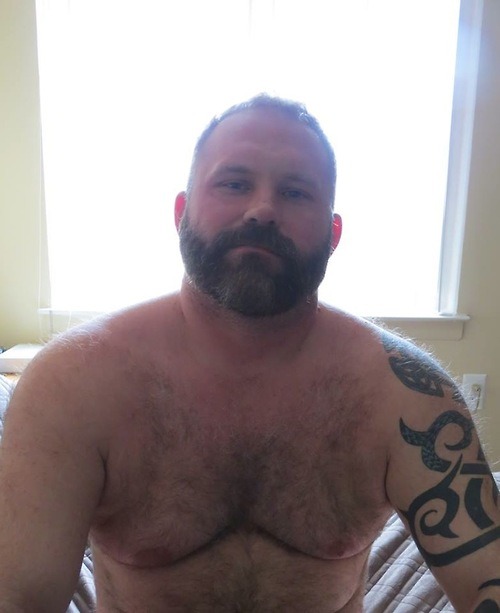 Sex love-4-hairyman:  dbear44:  Man…  he’s pictures