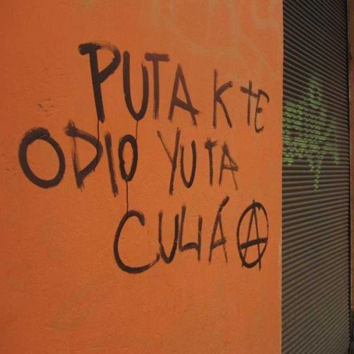 Yo no quiero que nadie me diga que todo va a estar bien... Quiero que me miren a los ojos y me digan: "esto se va a la mierda, pero yo me quedo"