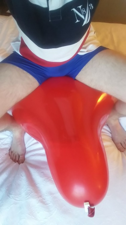 Happy 4th of July to all my USA friends! Hope your day is full of red, white and blue latex as you c