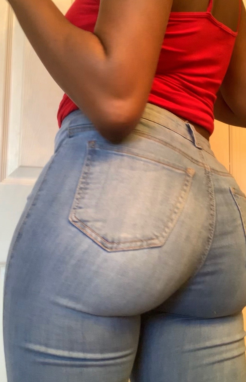briaarirose:  I need new jeans.