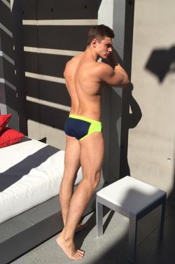 dannyboi2:  Just Perfect… I can’t The gift that keeps on giving! Gorgeous for days…  Roman Shlyakis in Cancun, MX 2014 http://dannyboi2.tumblr.com/links 