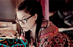  cosima niehaus | gifset per episode ↳ conditions of existence  