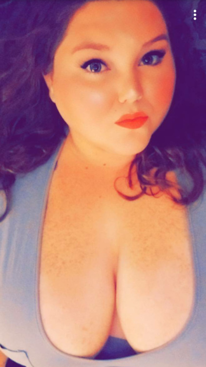 bbwcaitthicknessfp: Let me be your Dream girl  NVPBBWmodels©