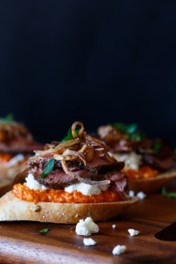 do-not-touch-my-food: Filet Mignon Crostini with Romesco and Goat Cheese 