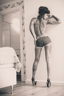 Women with Ink