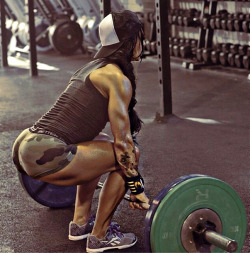 crossfitters:  Ashley Horner  Love it!