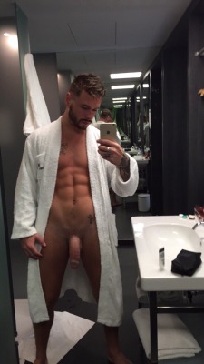 luvindick:  Love dick? Me too! Show us yours…Follow me for more.