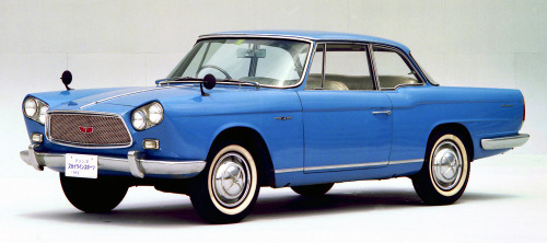 carsthatnevermadeitetc:  Prince Skyline Sport Coupé &amp; Convertible, 1962. The BLRA-3 series Skylines featured hand-built Michelotti bodies and were powered by Prince’s 1,862cc 4 cylinder engine. Only a few hundred were produced but this was the