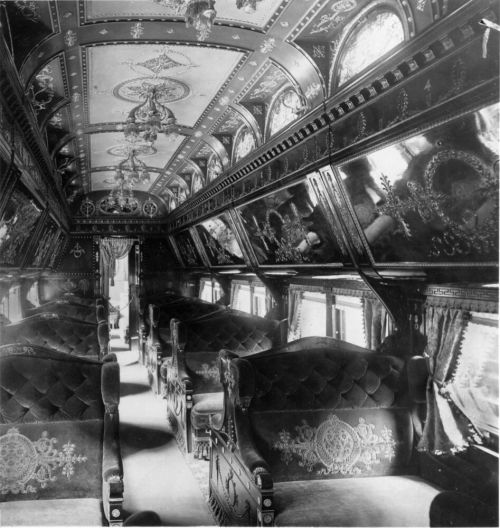 southcarolinagoddess:crimsonkismet:Before private jets, there were luxurious private train cars. The