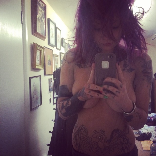 nauticaldreamer:  My brain melted half way through getting dressed. Why is this such