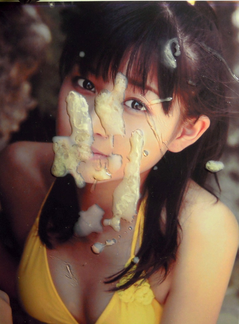 twisted-desire:  wada ayaka (via 和田彩花 : アイドルやタレントにザーメンぶっかけてる画像まとめ