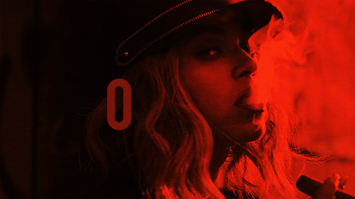 alesusknowles:  Yoncé all on his mouth like liquor… 