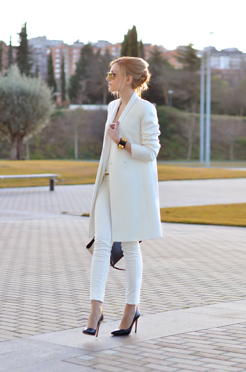 Oh My Vogue: Winter whites pointed toe, stiletto heel, pumps from HeelsFetishism