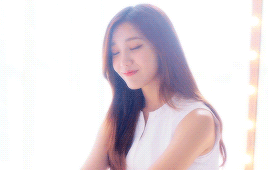 apinkdays:    even if you don’t say a word, just be next to meyour warm love which i’m thankful for, that’s all i need ♡ 