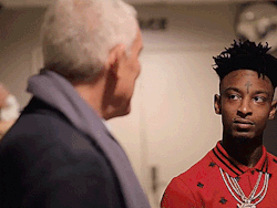 lord-drey:  samurai-flocka:Looking thru the white mans lies lol  Issa lie