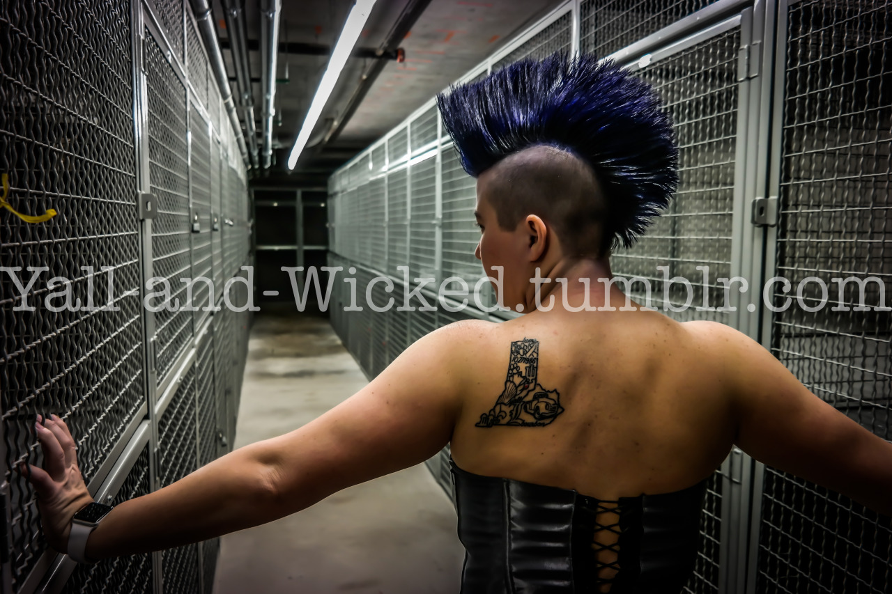 yall-and-wicked:  Dark and Pretty