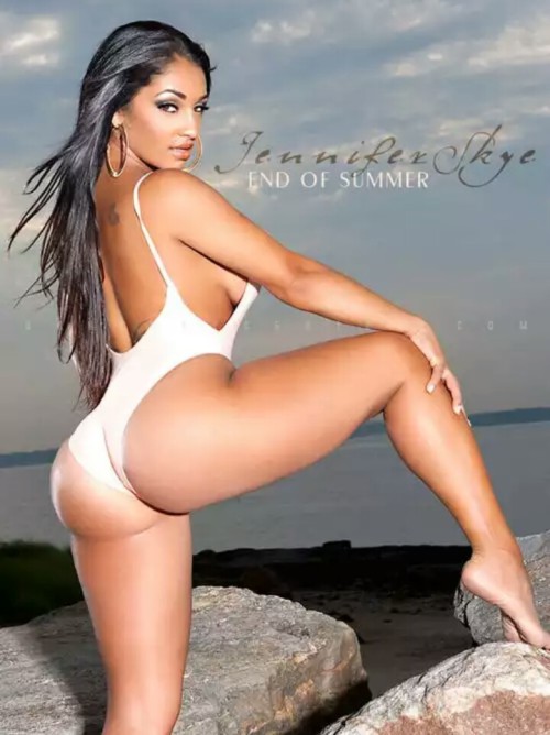 Jennifer Skye