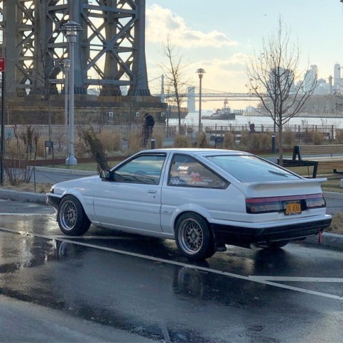 progressiond: These streets will make you feel brand new #ae86 #ae86life #86 #86life #hachiroku #ハチロ