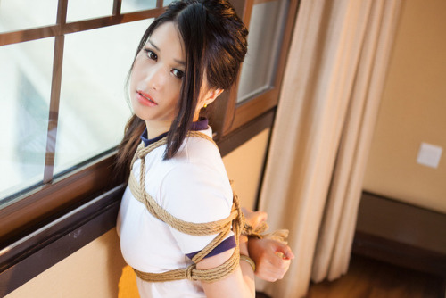 www.tyingart.com/gallery/00683ブルマ着ているの女子校生Sayaさんまだ緊縛ゲームをつづけるの？緊縛でほんとにこんなにおもしろいですか？　