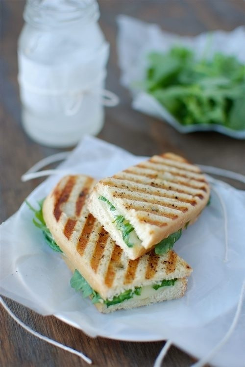 foodiepornie:  food &lt;3  THE GRILLED CHEESE IT IS THE SONG OF MY PEOPLE