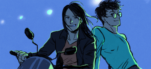 theresstillbeautifulthings - "look at the moon!"